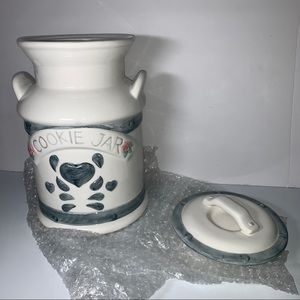 Home Trends Ceramic White Cookie Jar W/ Hearts Dec